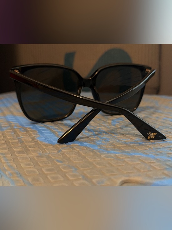 Gucci Black Oversized Square Women\'s Sunglasses main image 5